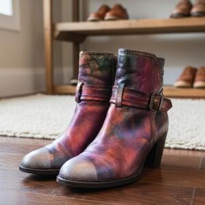 No-brand Women's Pink and Gold Boots